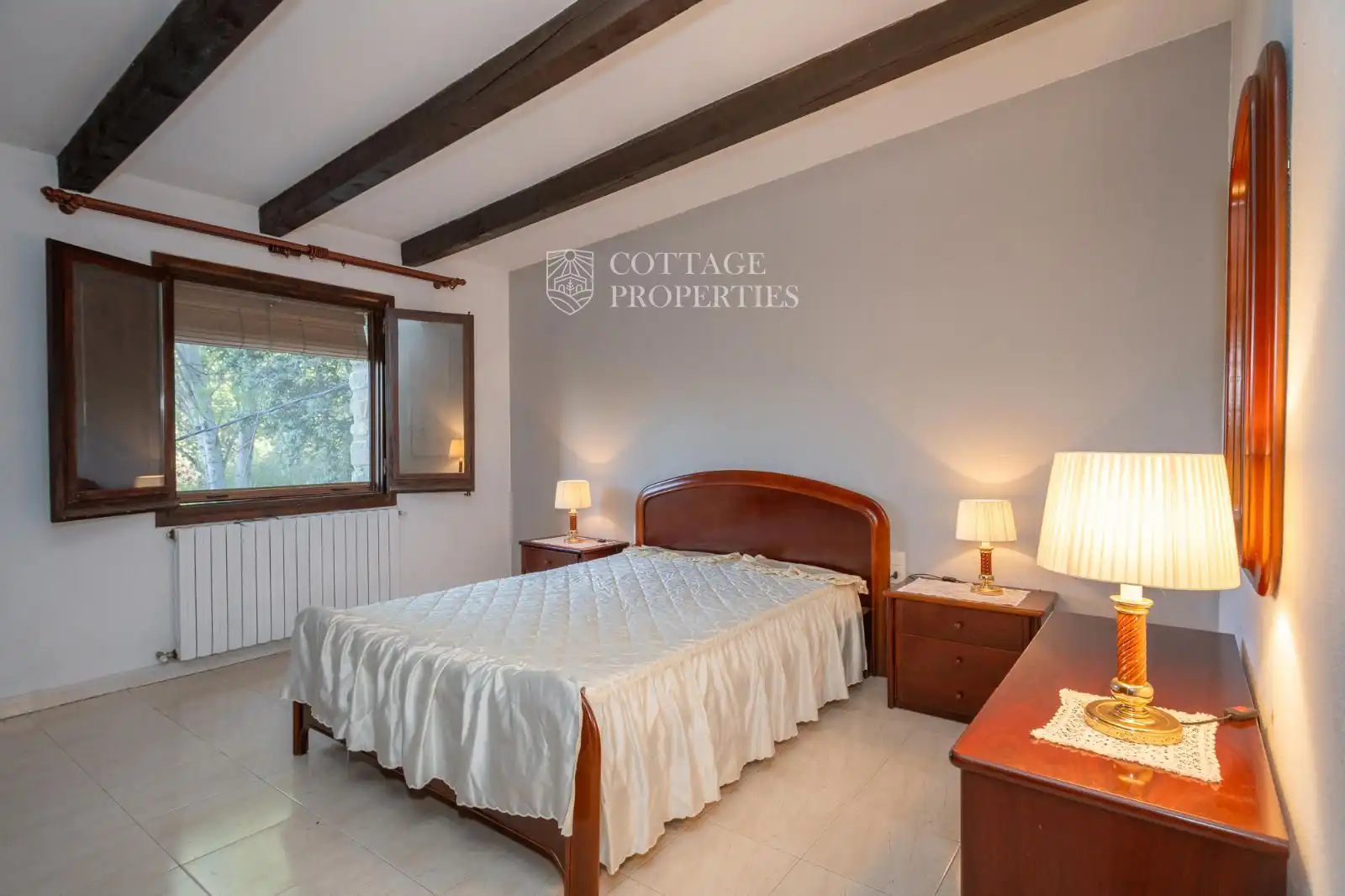 Habitación de Finca rústica en venta en Sant Miquel de Campmajor con Calefacción y Piscina