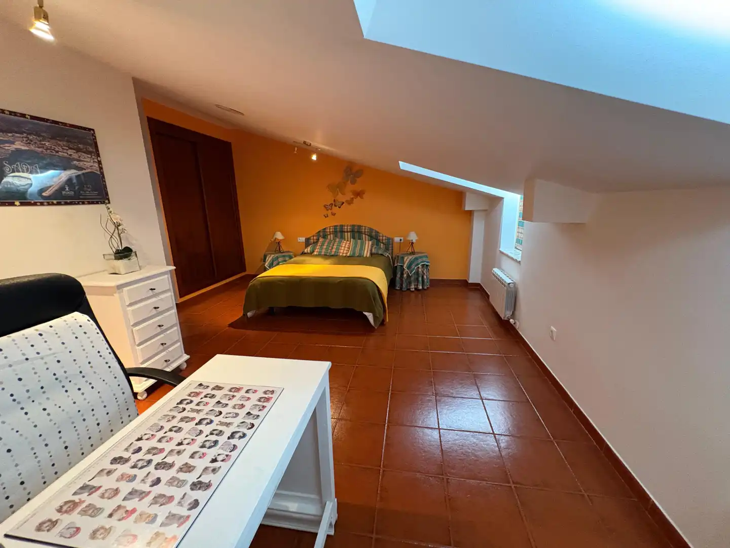 Schlafzimmer von Wohnung zur Miete in Mugardos mit Heizung und Möbliert