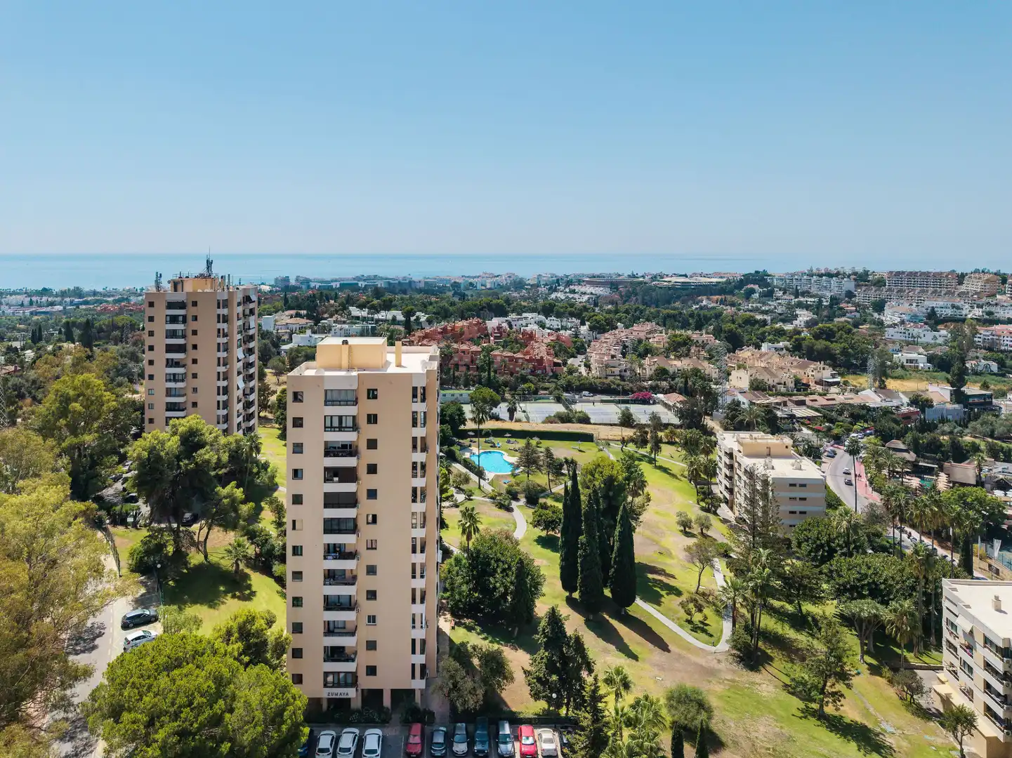 Exterior view of Apartments for sale in Marbella  with Swimming Pool and Community pool