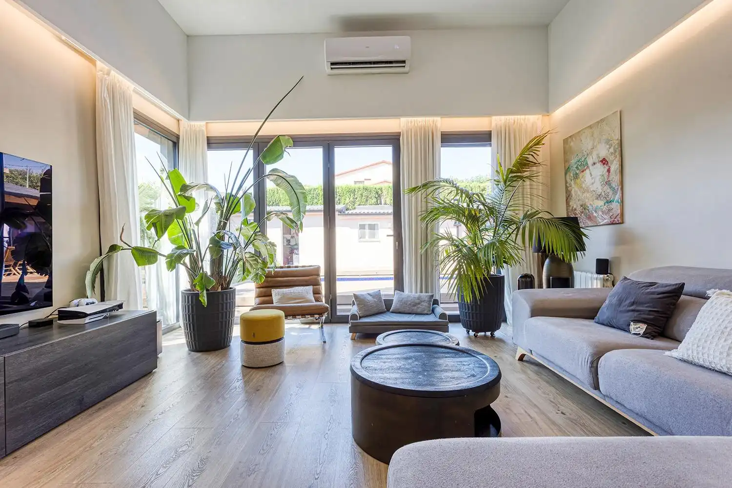 Sala d'estar de Casa o xalet en venda en La Torre de Claramunt amb Jardí privat, Terrassa i Traster