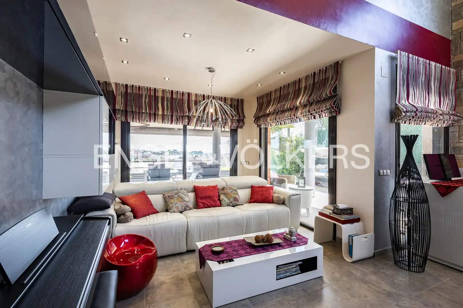 Casa con piscina en venta en Avinguda Can Valls, imagen 15