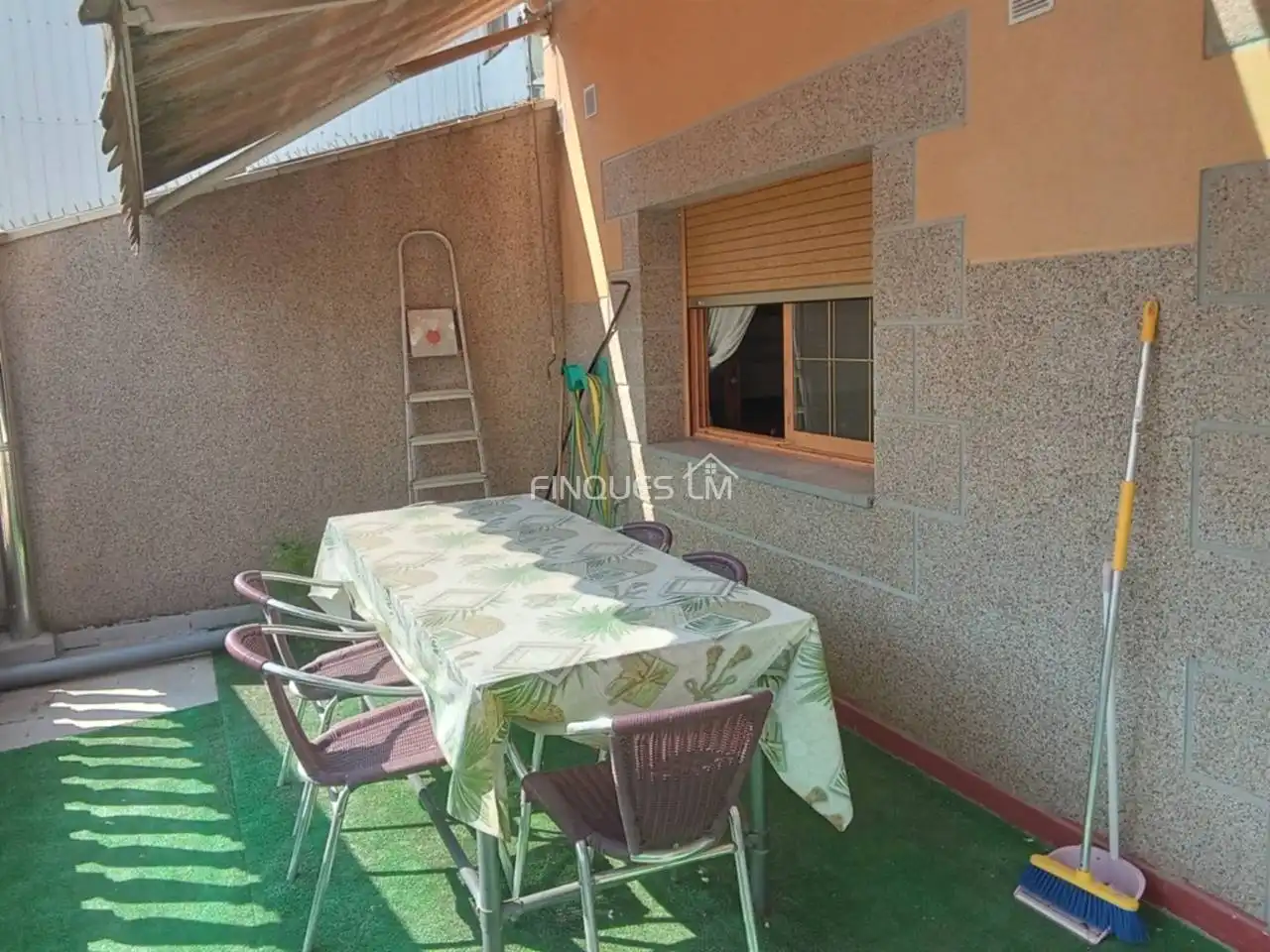 Terrassa de Casa adosada en venda en Tordera amb Calefacció i Jardí privat