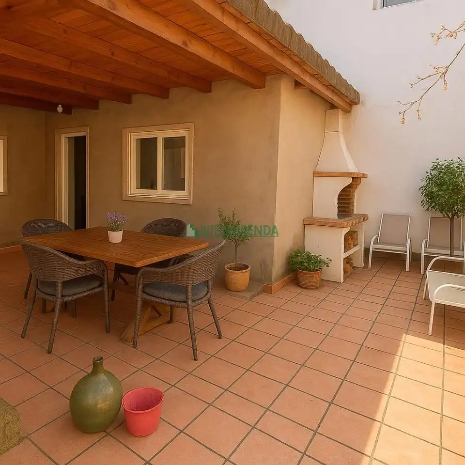 Terraza de Casa adosada en venta en Vigo  con Calefacción, Terraza y Trastero