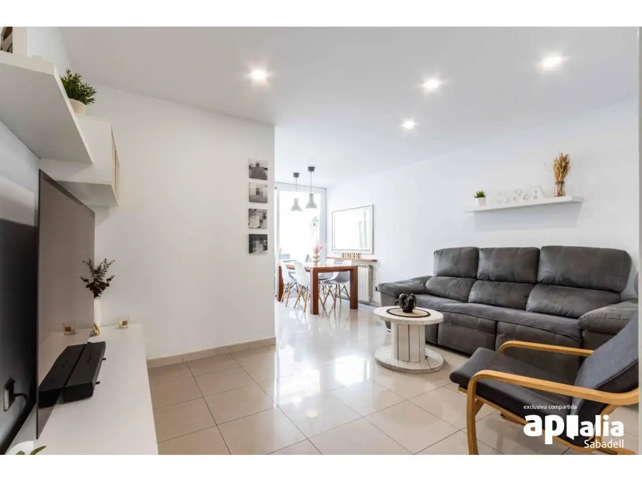 Sala d'estar de Casa o xalet en venda en Sabadell amb Aire condicionat, Calefacció i Parquet