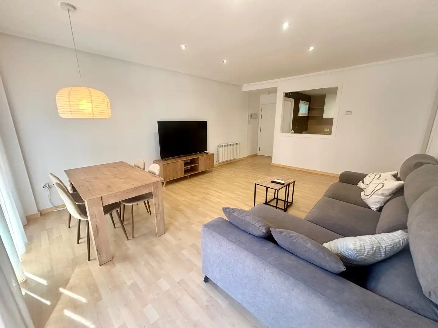 Living room of Flat for sale in Mora  with Air Conditioner, Heating and Parquet flooring