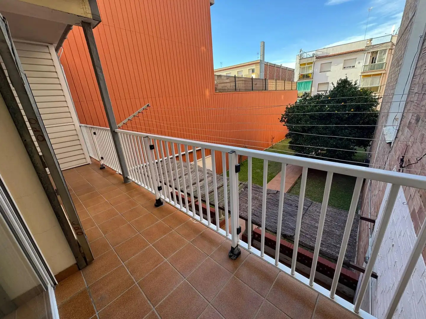 Terrasse von Haus oder Chalet zum Verkauf in Cornellà de Llobregat mit Heizung, Privatgarten und Terrasse