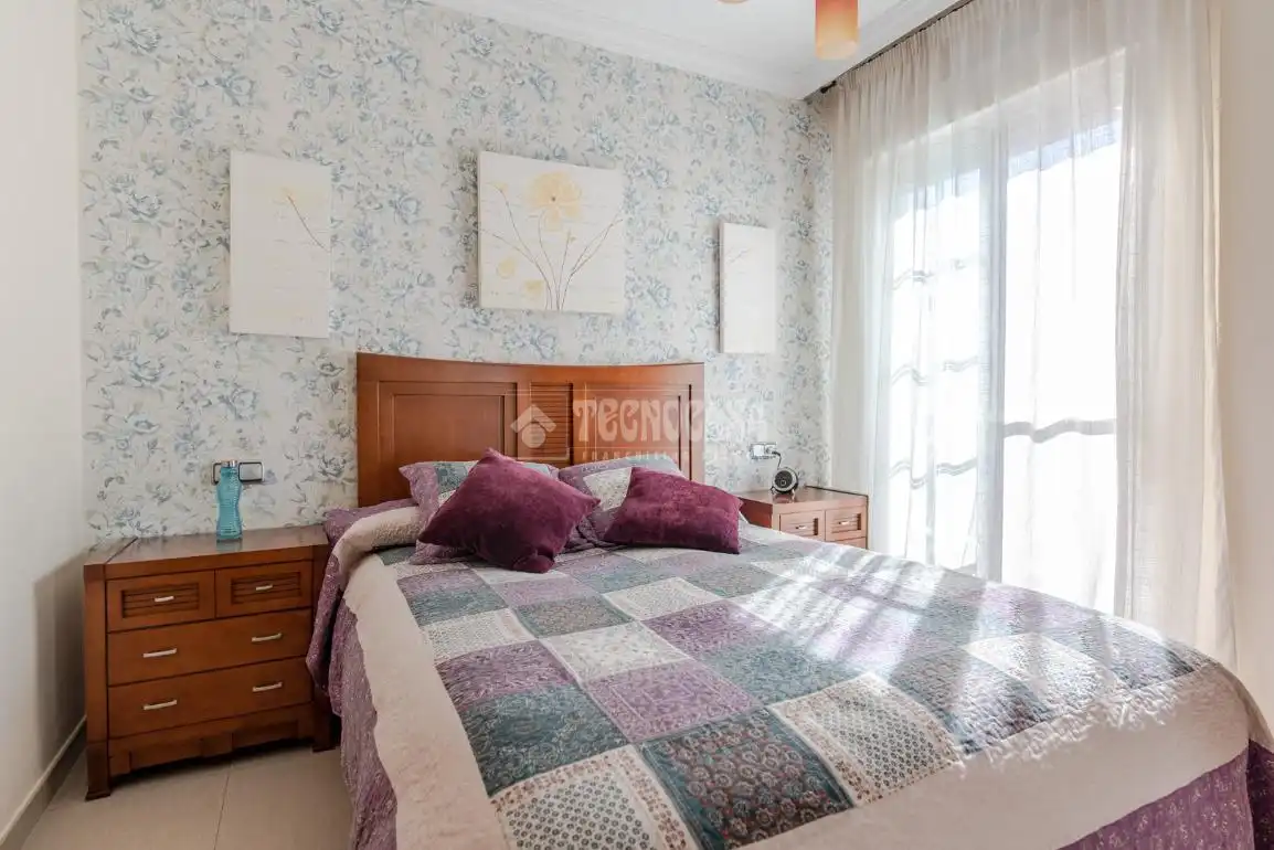 Dormitori de Casa adosada en venda en Motril