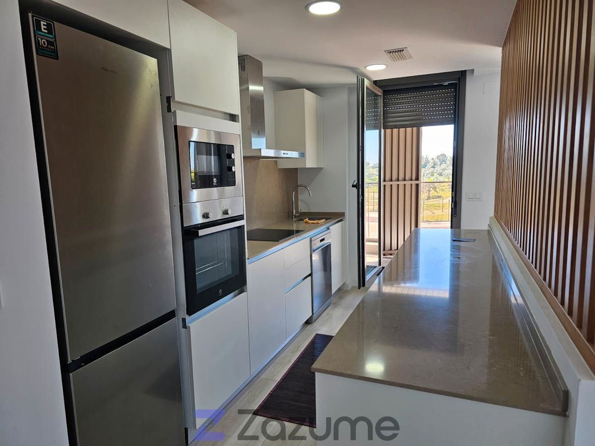 Cocina de Piso de alquiler en Tomares con Aire acondicionado, Calefacción y Parquet