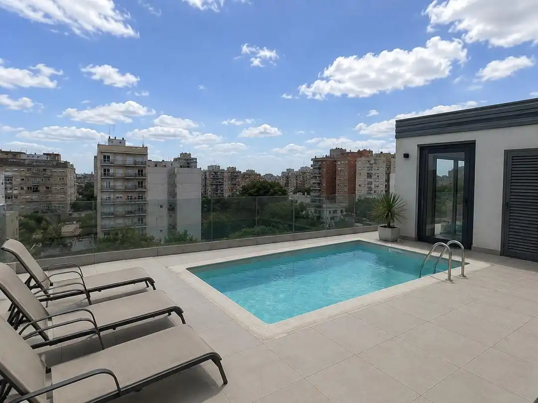 Piscina de Piso en venta en Barcelona con Aire acondicionado, Calefacción y Parquet