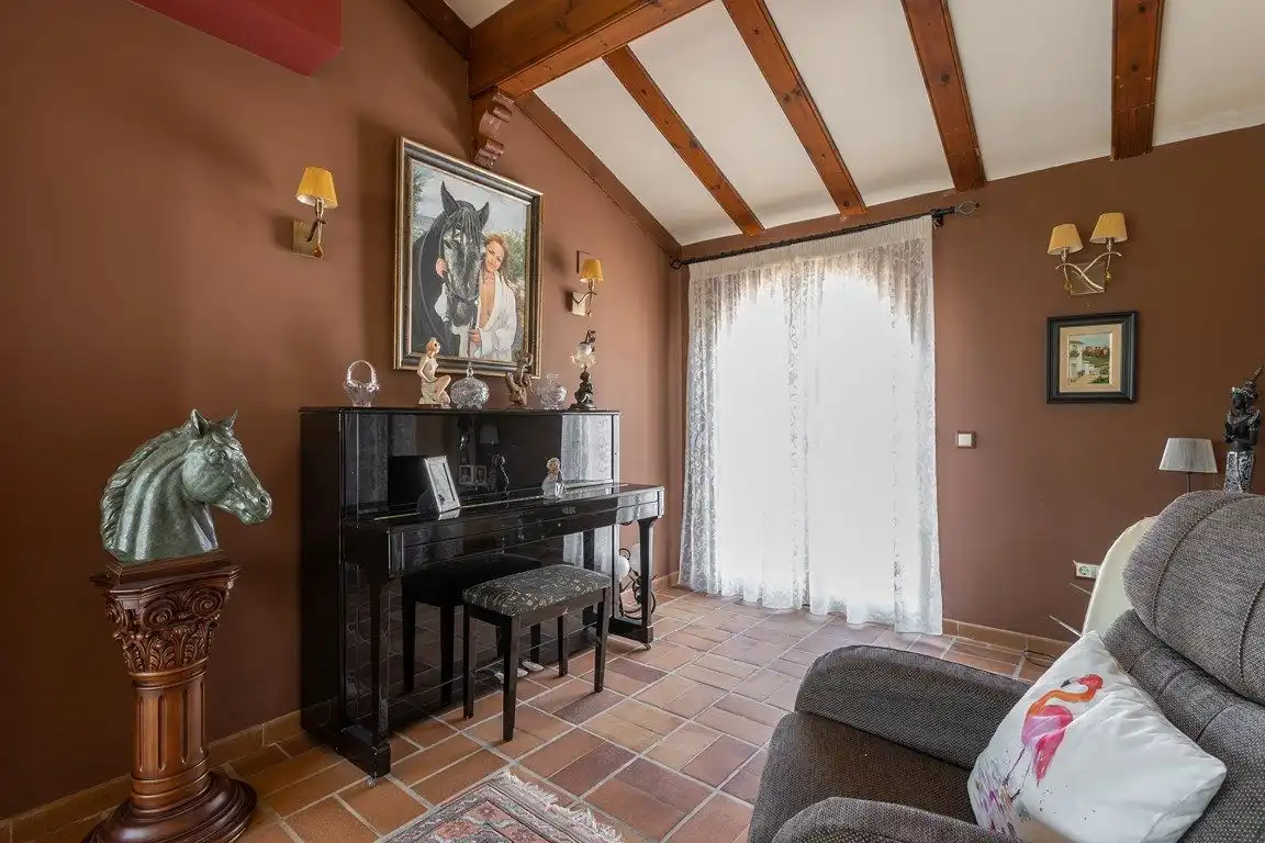 Casa o xalet en venda en Peligros amb Aire condicionat, Calefacció i Jardí privat