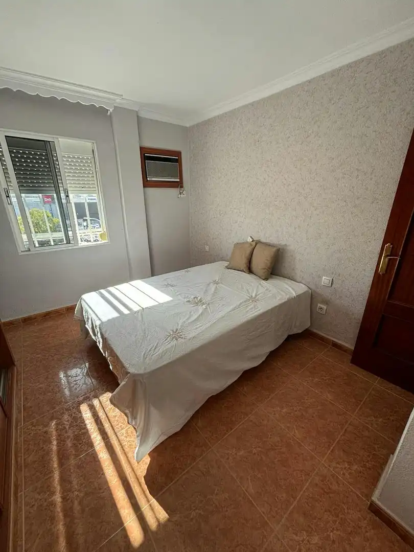 Flat for rent in Sevilla, Sevilla