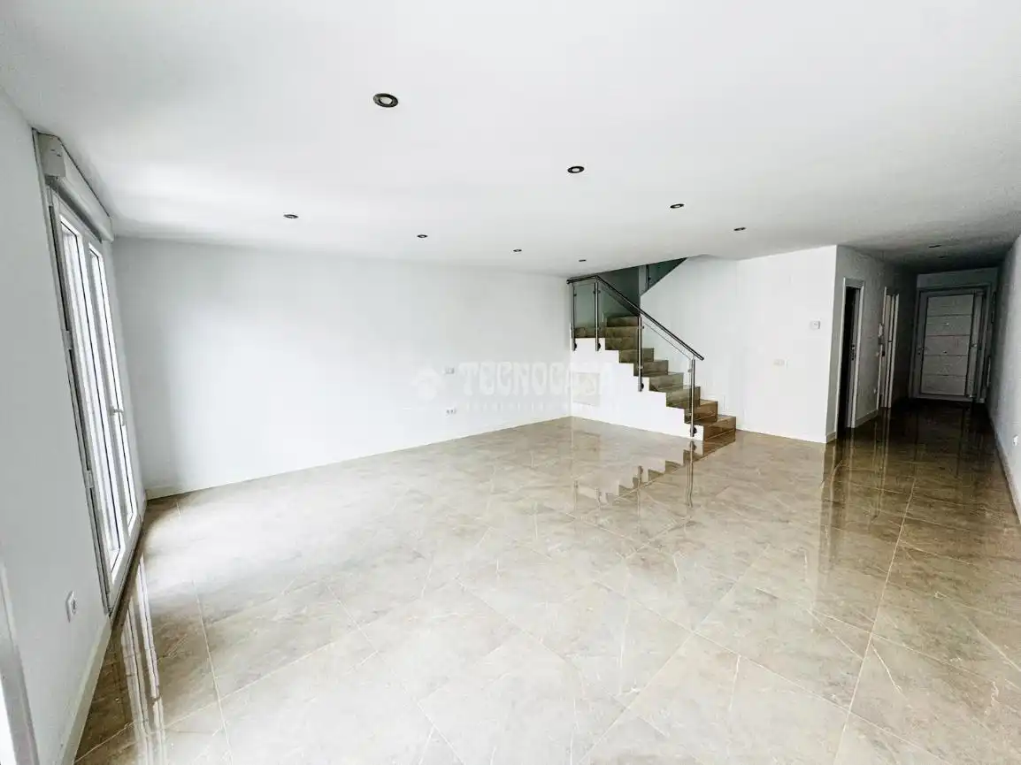 Dúplex en venta en Navalcarnero con Aire acondicionado, Calefacción y Terraza