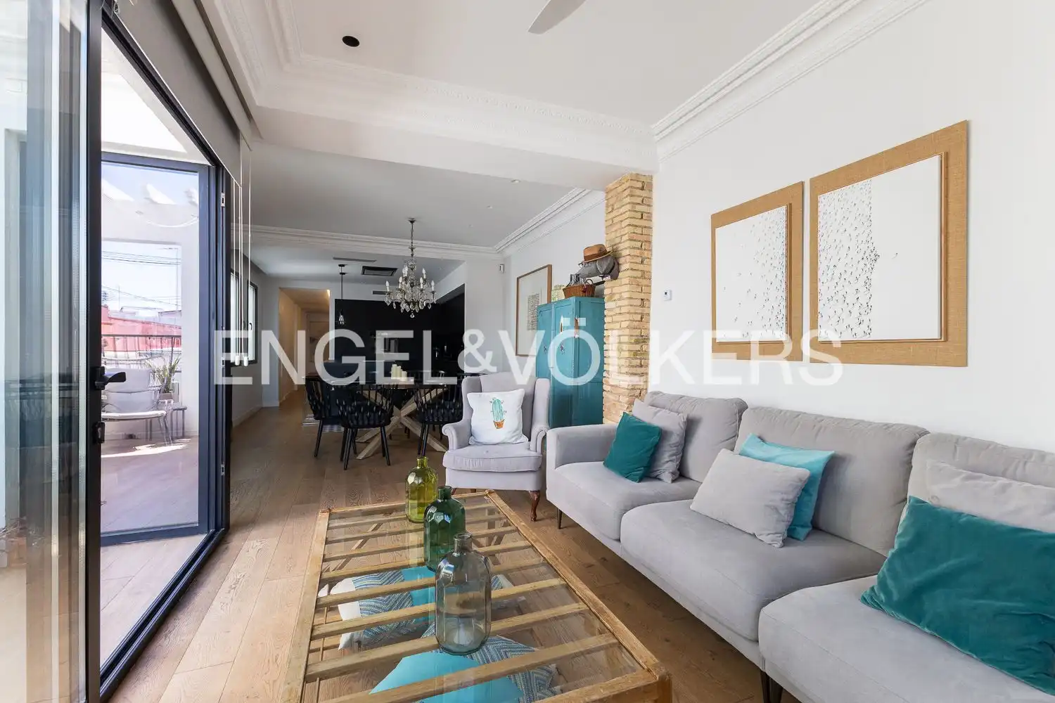 Living room of Attic for sale in Valencia  with Air Conditioner, Heating and Terrace