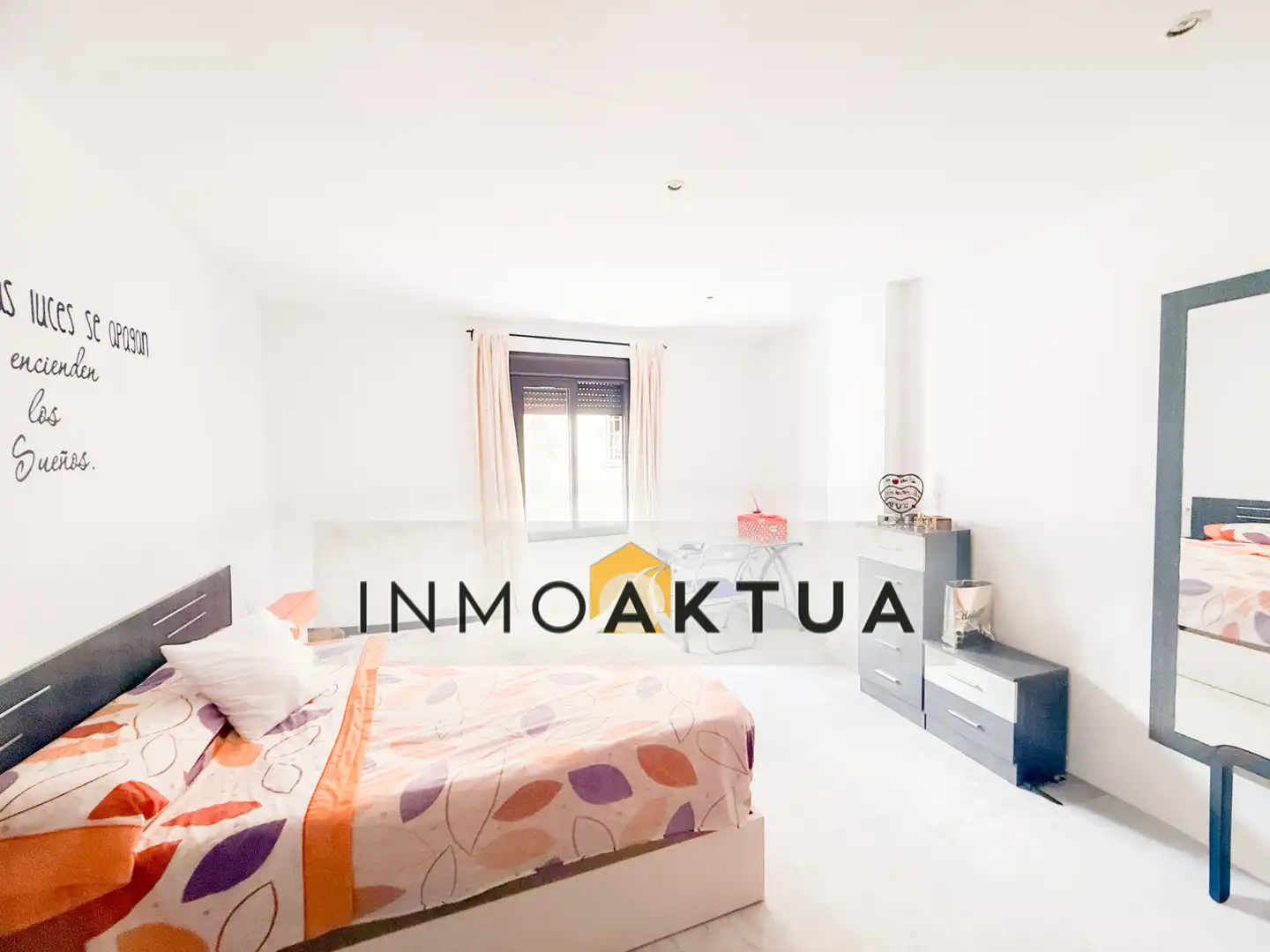 Habitación de Apartamento de alquiler en Jerez de la Frontera con Aire acondicionado, Trastero y Amueblado
