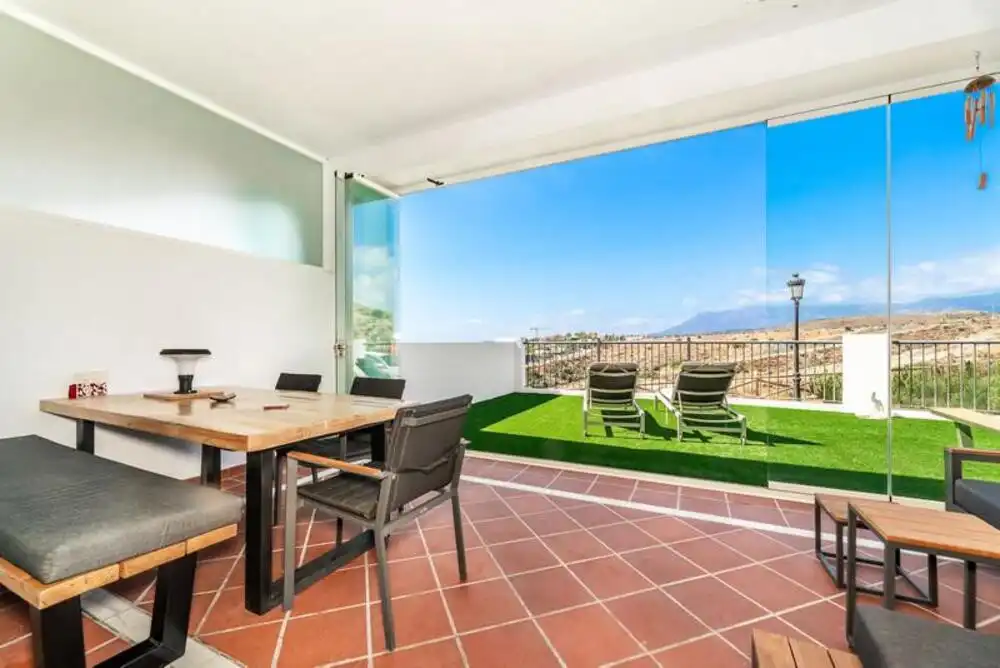 Terraza de Planta baja en venta en Benahavís con Aire acondicionado, Jardín privado y Terraza