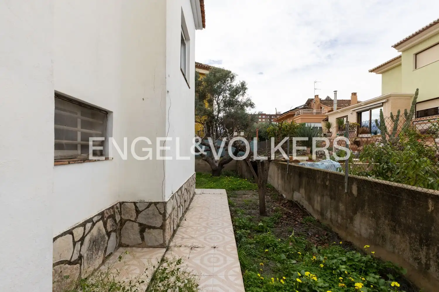 Casa o xalet en venda en Oliva amb Calefacció, Jardí privat i Terrassa