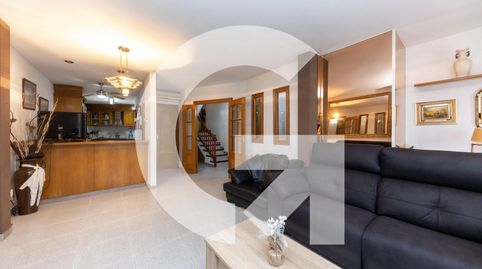 Casa con terraza y parking, imagen 2