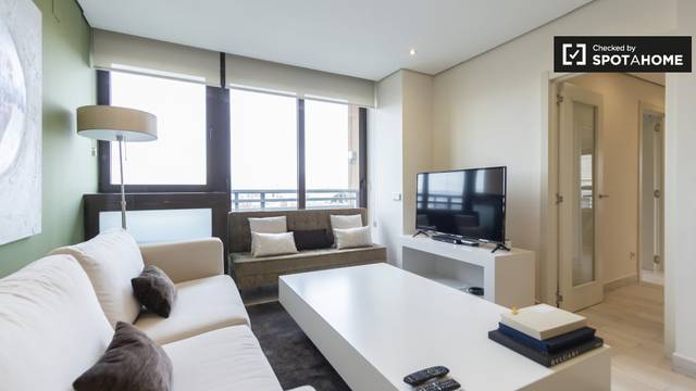 Piso en Alquiler en Cuatro Caminos - Azca