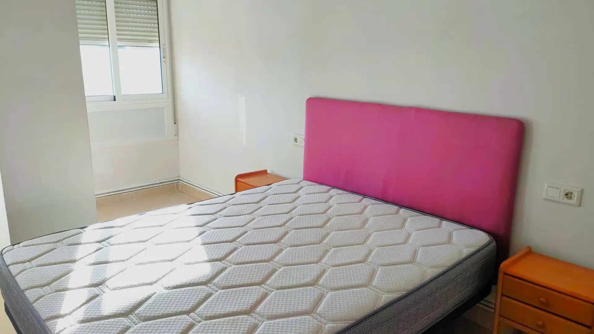 Habitación de Piso en venta en Torrevieja con Calefacción, Jardín privado y Trastero
