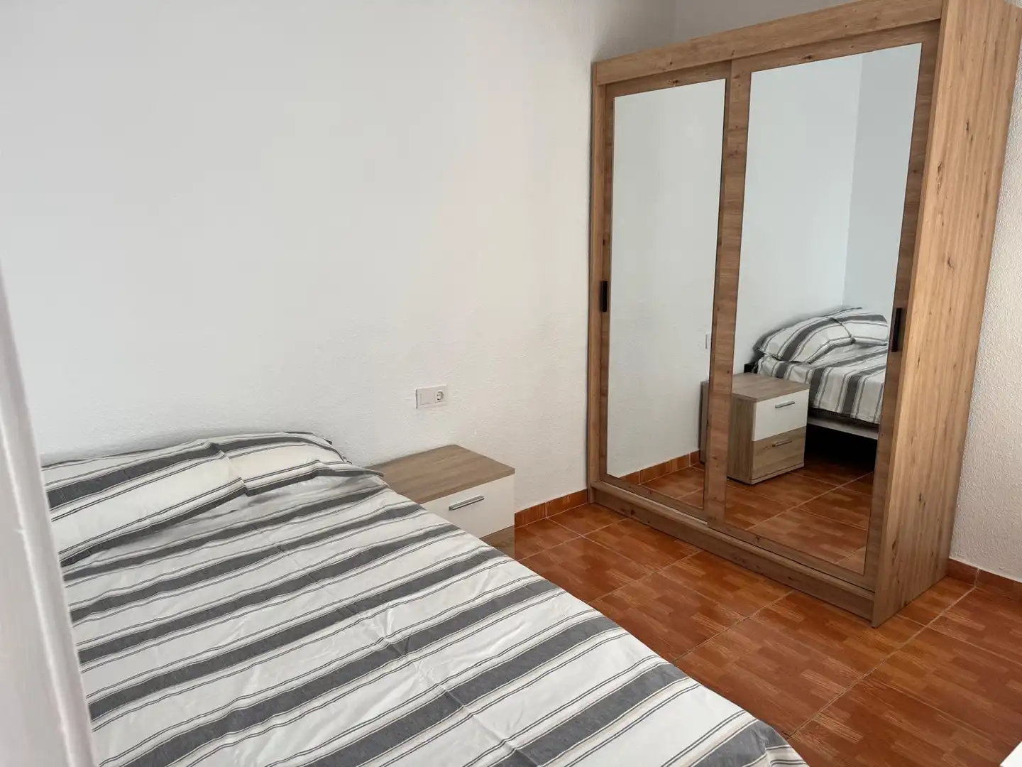Habitación de Piso en venta en Elche / Elx con Amueblado, Horno y Lavadora