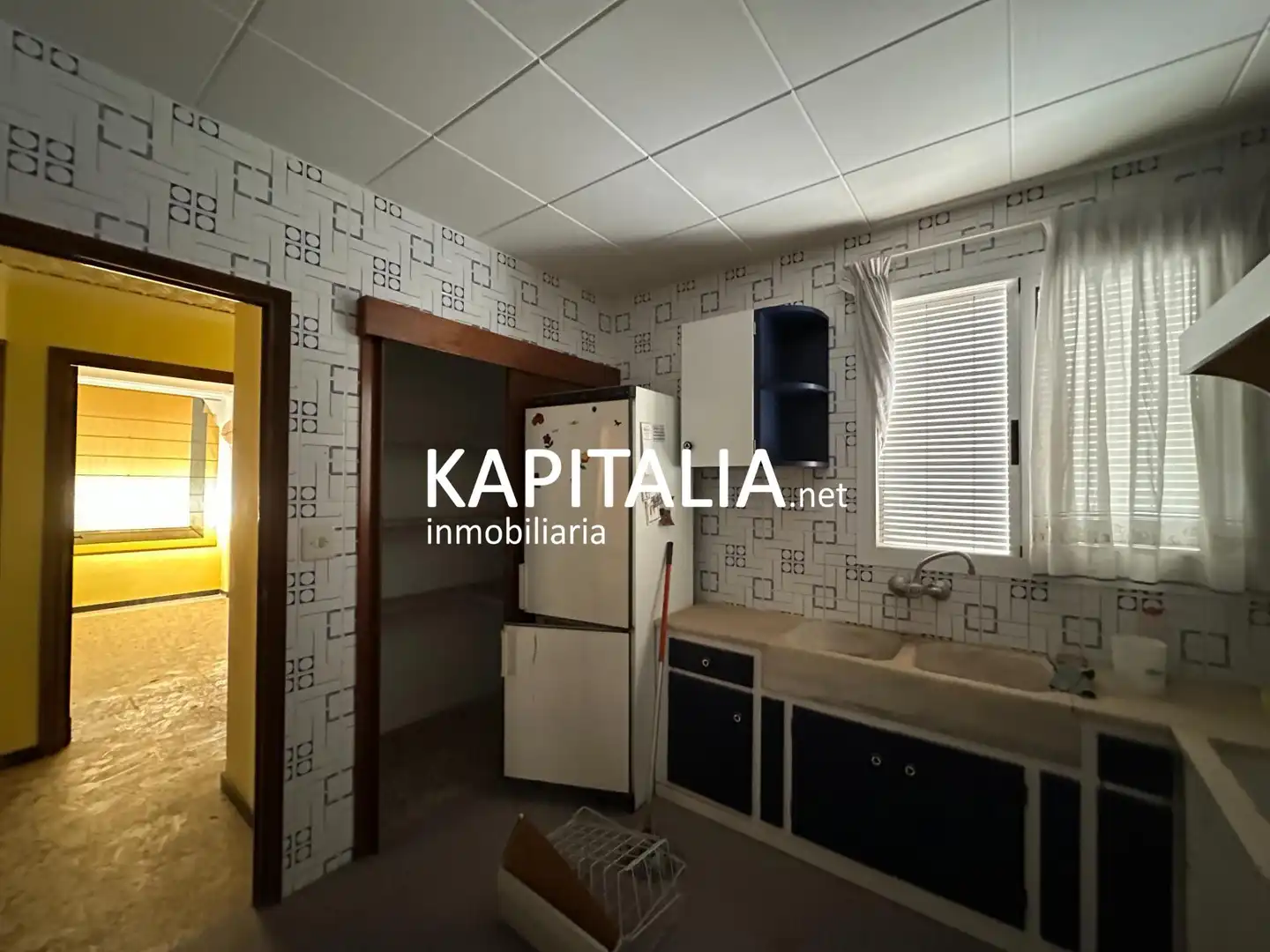 Kitchen of Houses for sale in Canals, Valencia