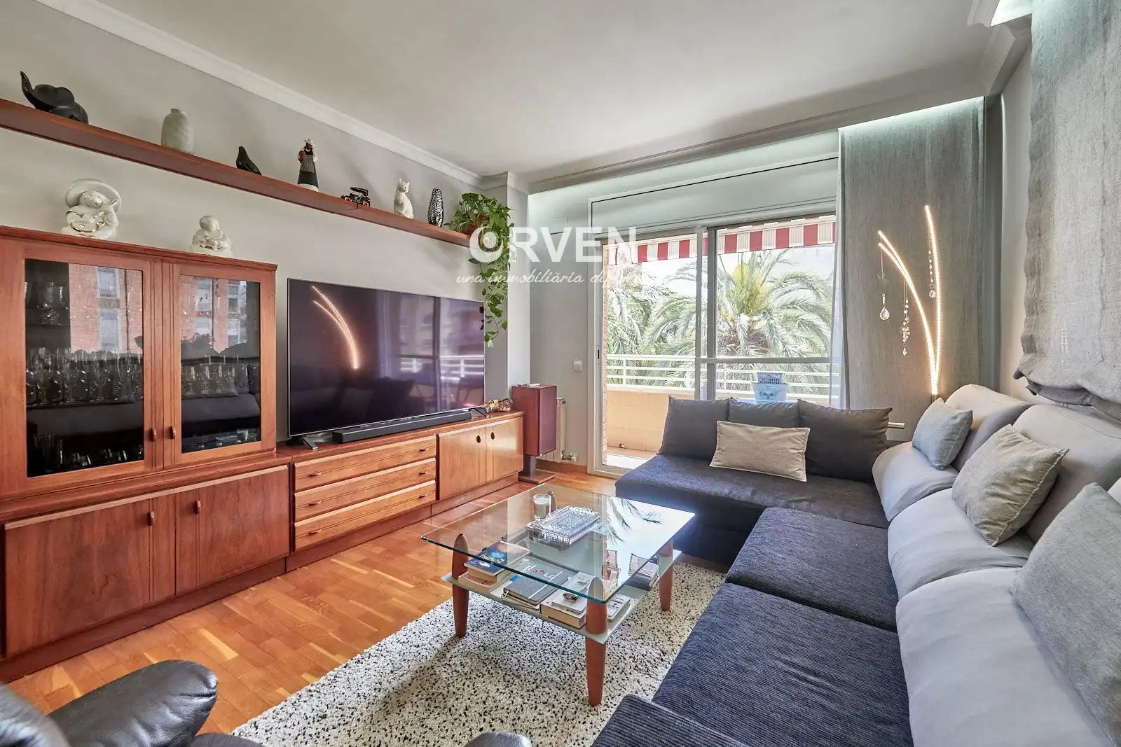 Wohnzimmer von Wohnung zum Verkauf in L'Hospitalet de Llobregat mit Klimaanlage, Heizung und Terrasse