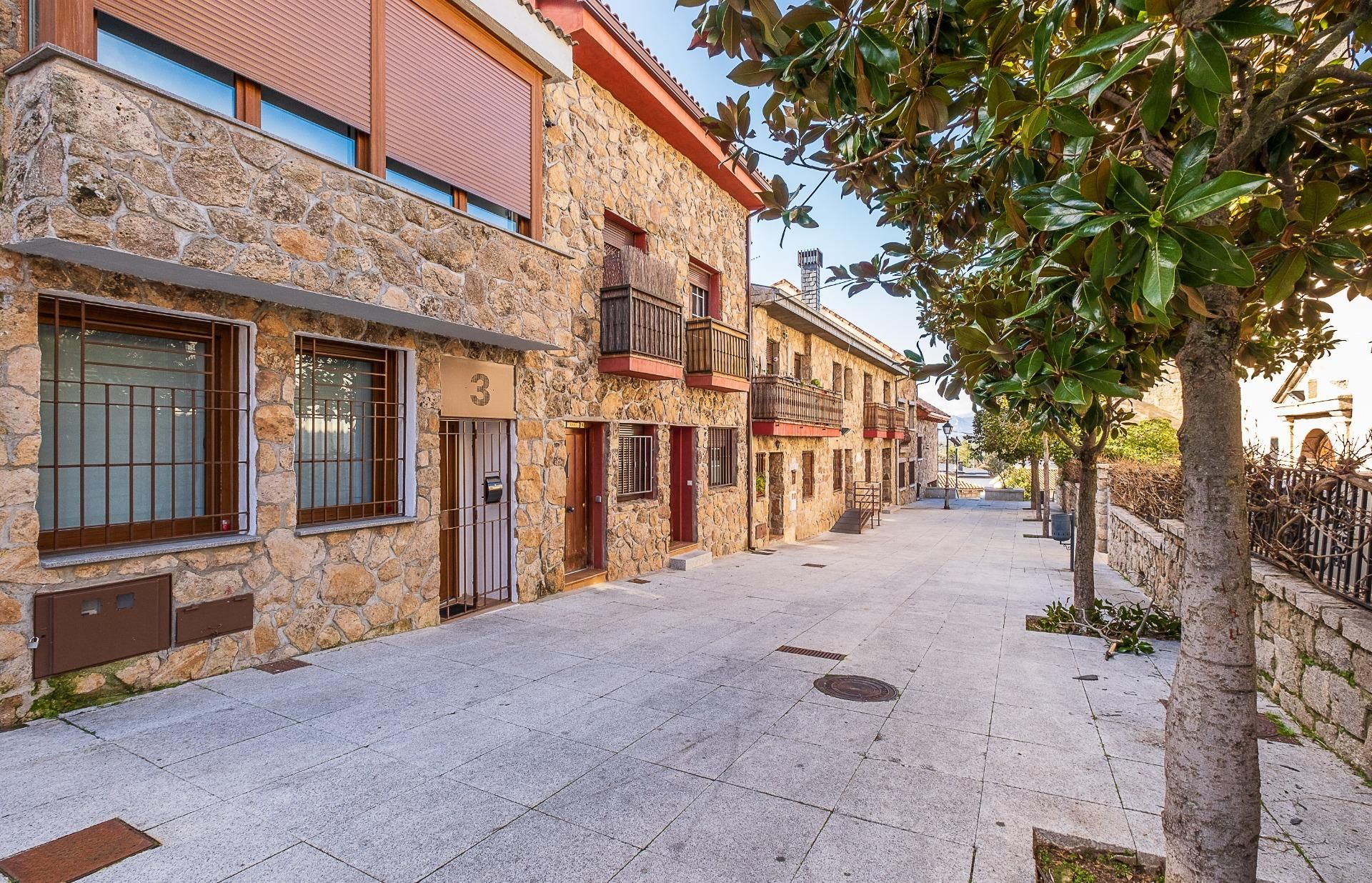 Exterior view of Apartment for sale in Colmenarejo  with Heating and Alarm