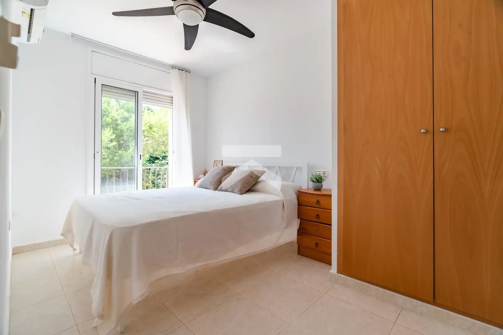 Casa aparellada amb terrassa en venda a Platja de Mont-roig, imagen 30