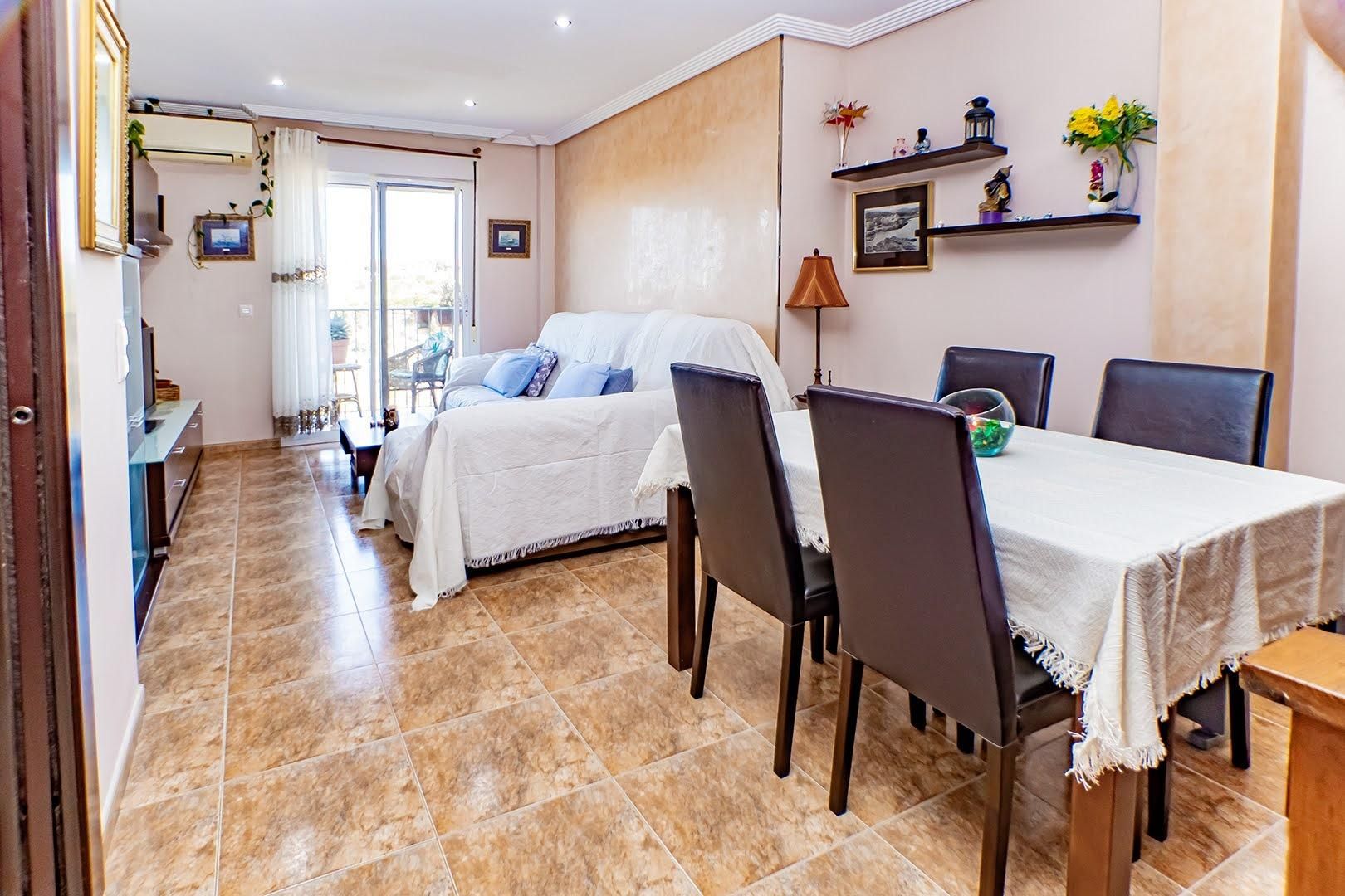 Sala d'estar de Pis en venda en Huércal de Almería amb Aire condicionat, Calefacció i Terrassa