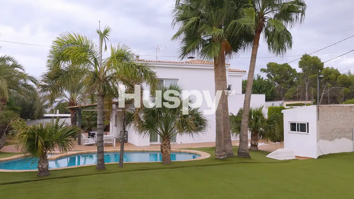 Casa con terraza en venta en Partida Salinetes Baixes, imagen 2