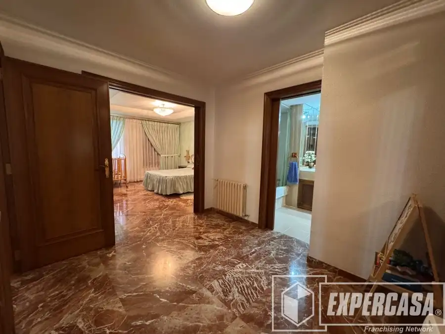 Casa o chalet en venta en Burjassot con Aire acondicionado, Calefacción y Terraza