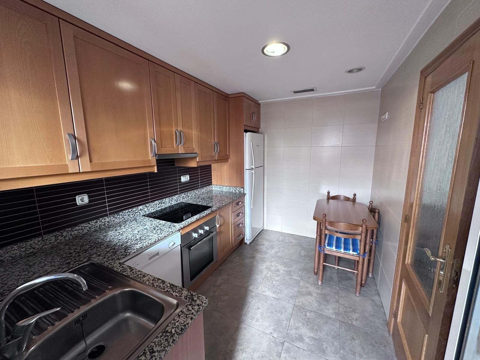 Kitchen of Flat for sale in Elche / Elx  with Air Conditioner and Furnished
