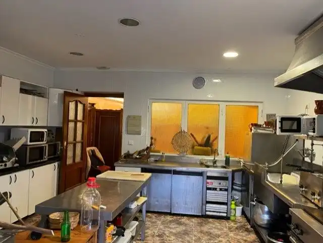 Cocina de Edificio en venta en Nava del Rey