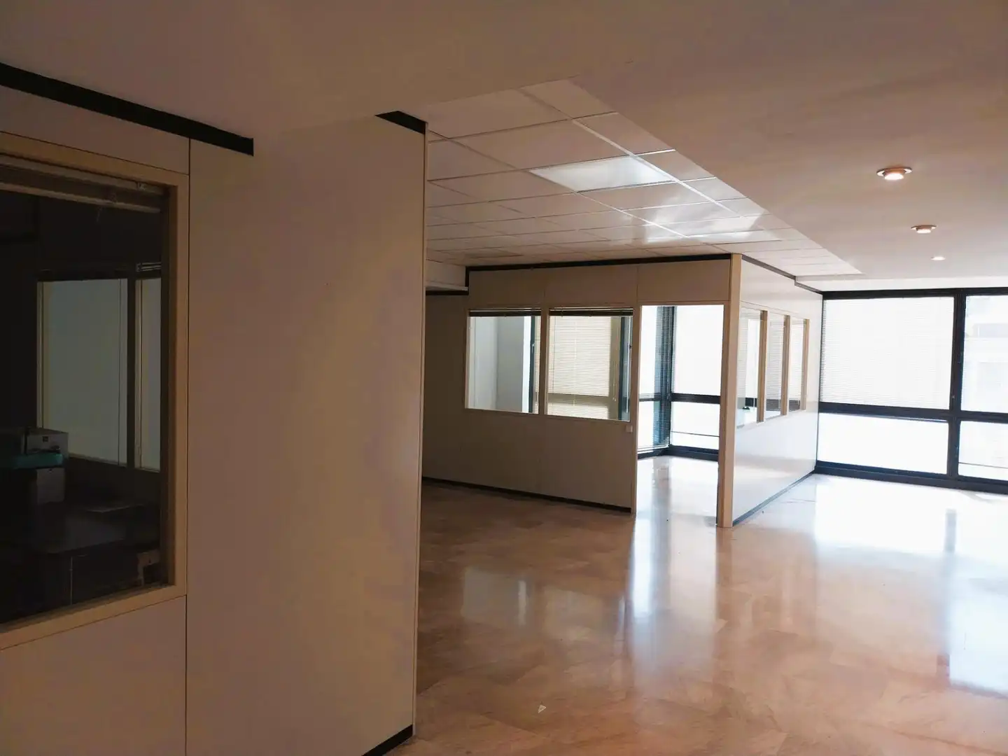 Bureau avec ascenseur à louer à Carrer Carrer Cristòfor Colom, imagen 6
