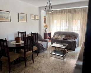 Sala d'estar de Pis en venda en  Almería Capital amb Aire condicionat, Terrassa i Moblat