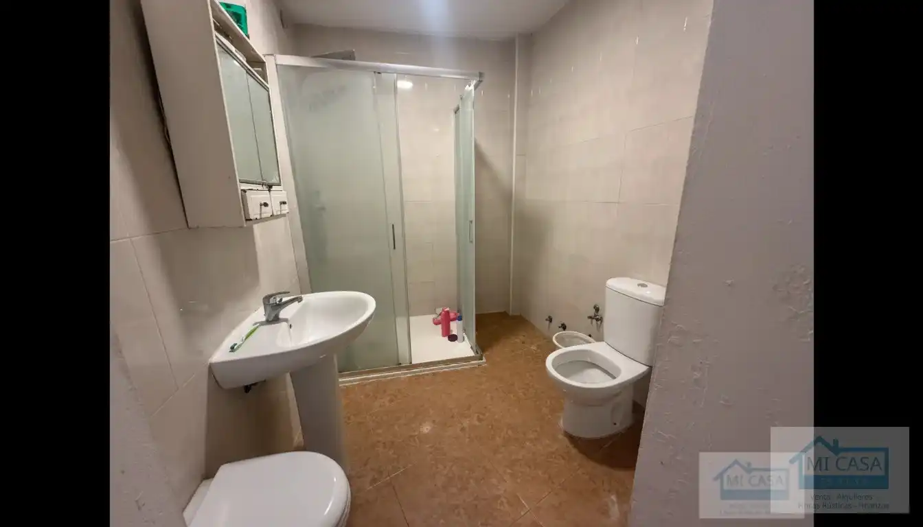 Bathroom of Houses for sale in Láchar  with Furnished