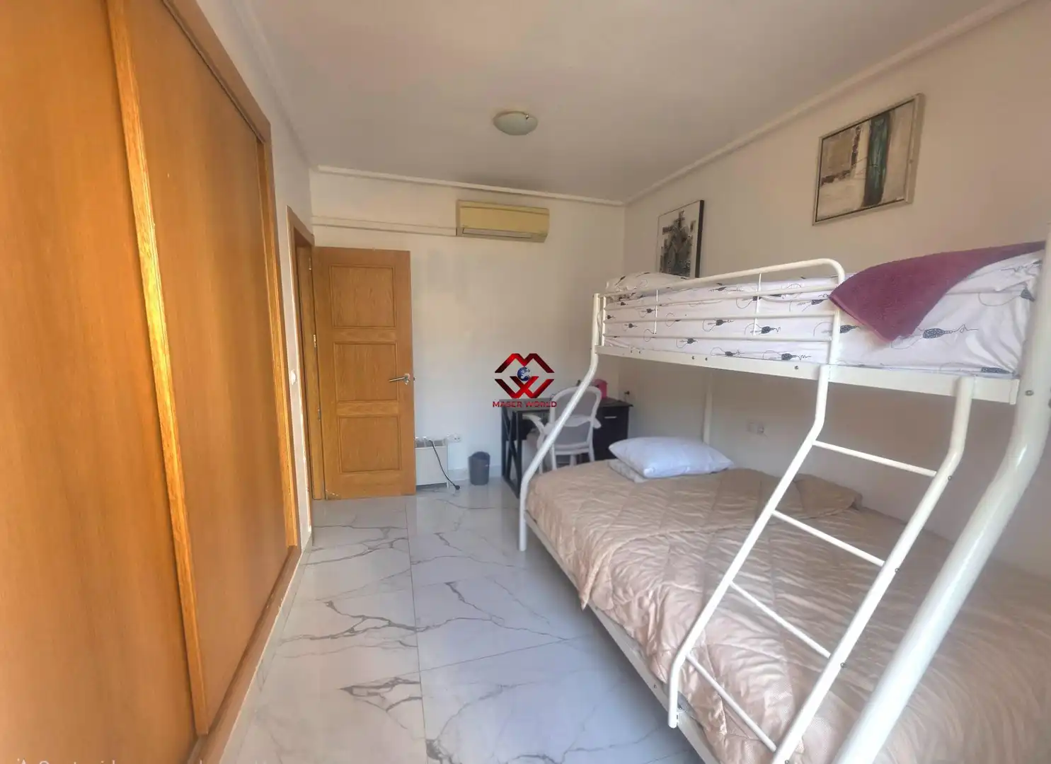 Piso en venta en La Torre Golf