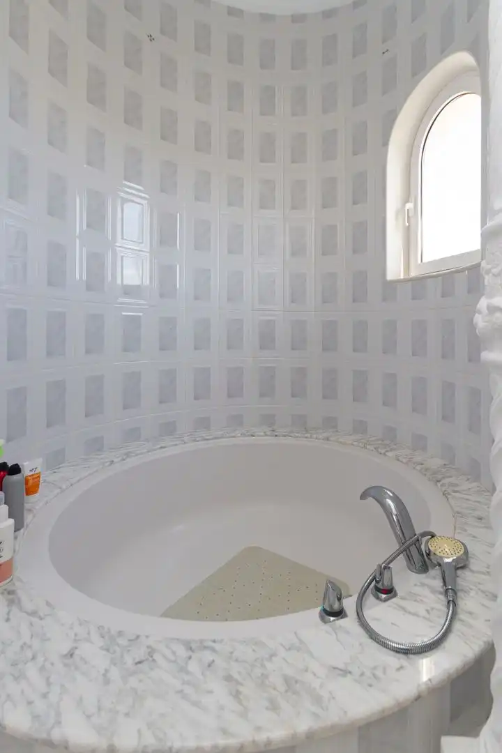 Bathroom of Houses for sale in Dénia  with Air Conditioner, Heating and Private garden