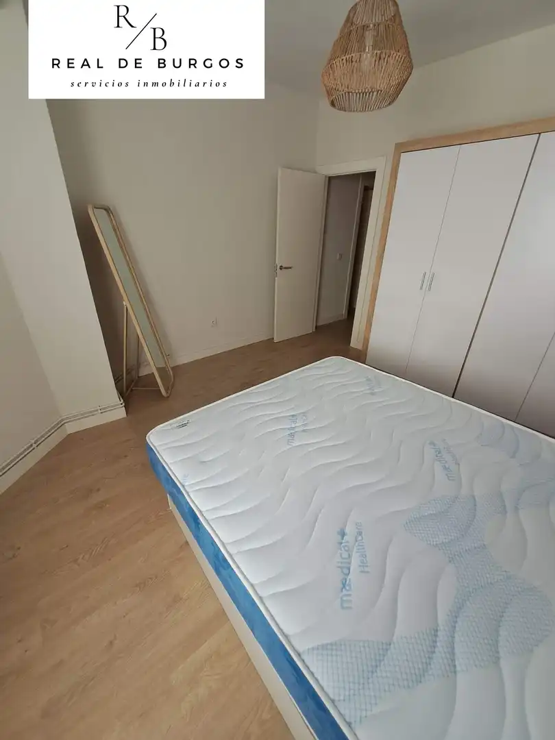 Bedroom of Flat for rent in Valladolid  with Heating and Furnished