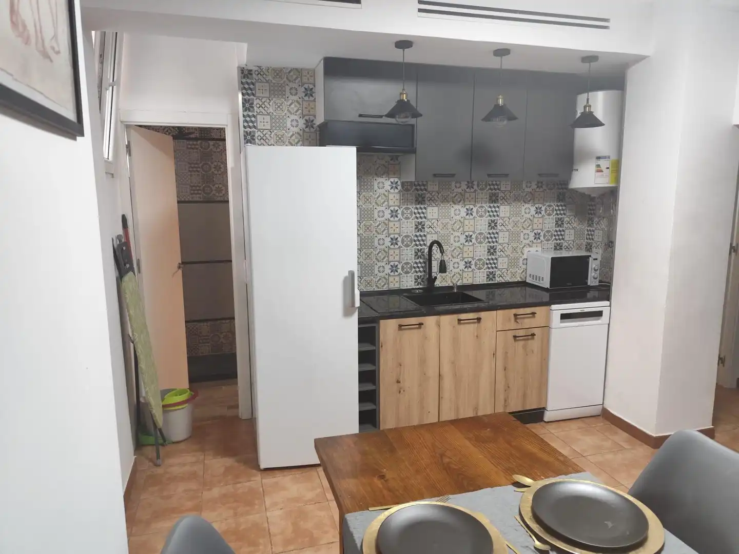 Kitchen of Flat for rent in Madrid