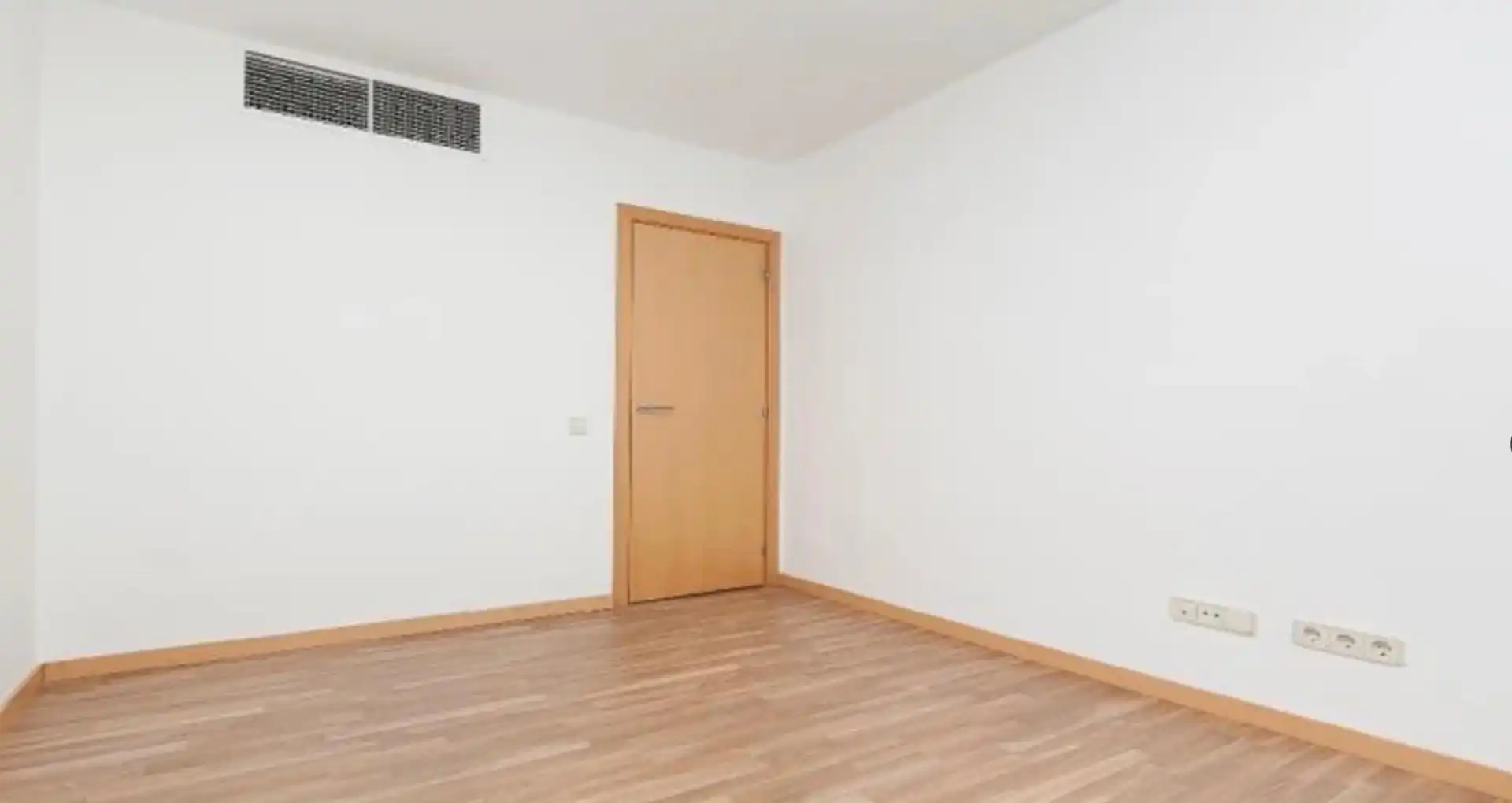 Schlafzimmer von Wohnungen zum Verkauf in Ripollet mit Balkon