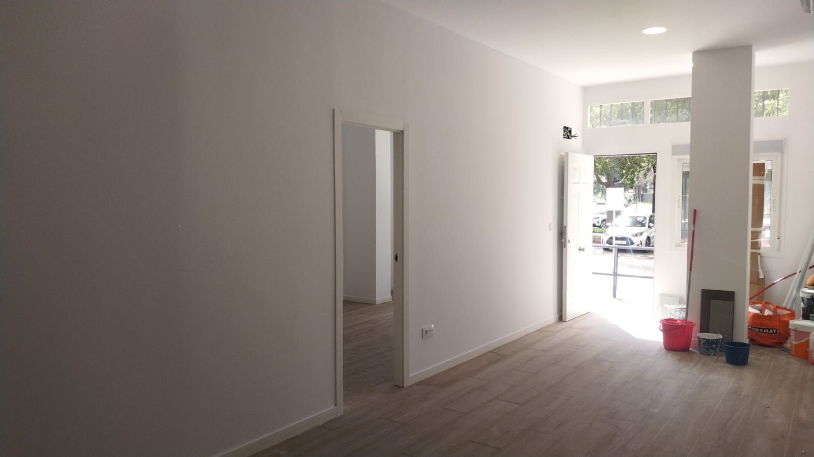 Flat for sale in  Sevilla Capital  with Air Conditioner and Community pool