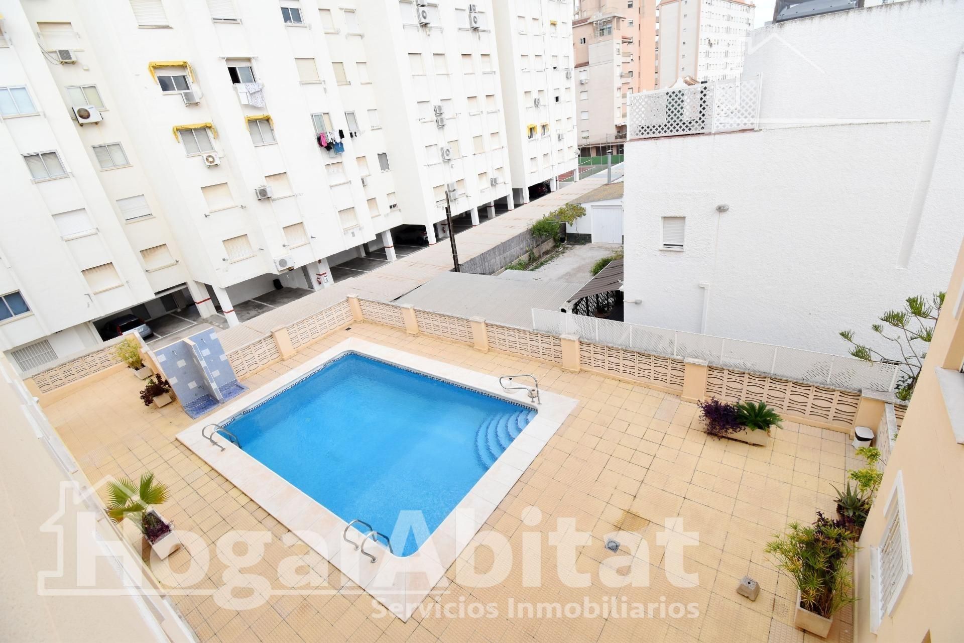 Bedroom of Flat for sale in Gandia  with Air Conditioner, Terrace and Community pool