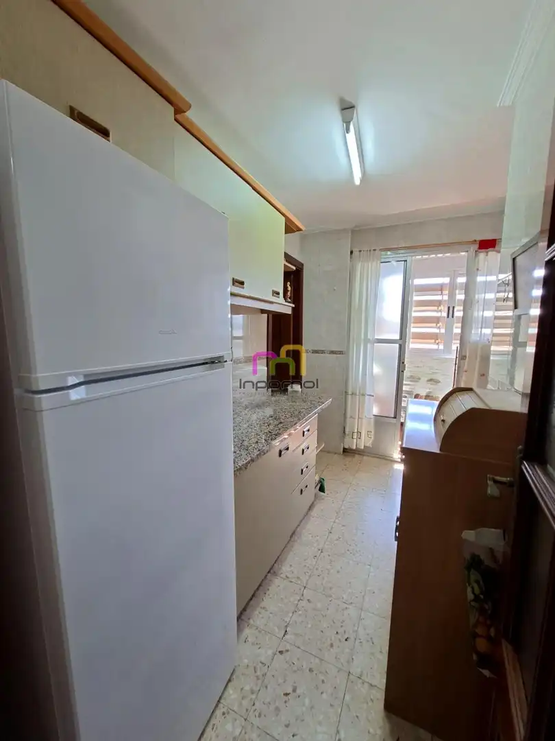 Kitchen of Flat for sale in Badajoz  with Air Conditioner, Heating and Terrace