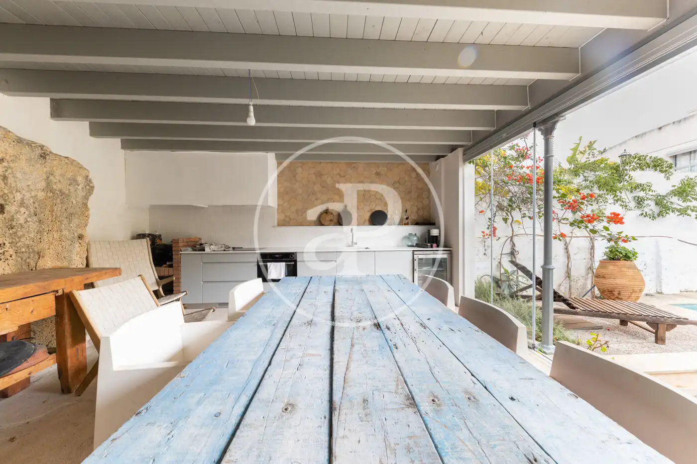 Esszimmer von Einfamilien-Reihenhaus zum Verkauf in  Palma de Mallorca mit Klimaanlage, Heizung und Privatgarten
