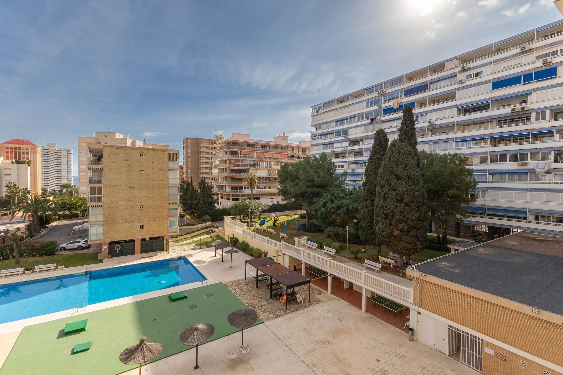 Swimming pool of Apartment for sale in Alicante / Alacant  with Air Conditioner, Terrace and Community pool