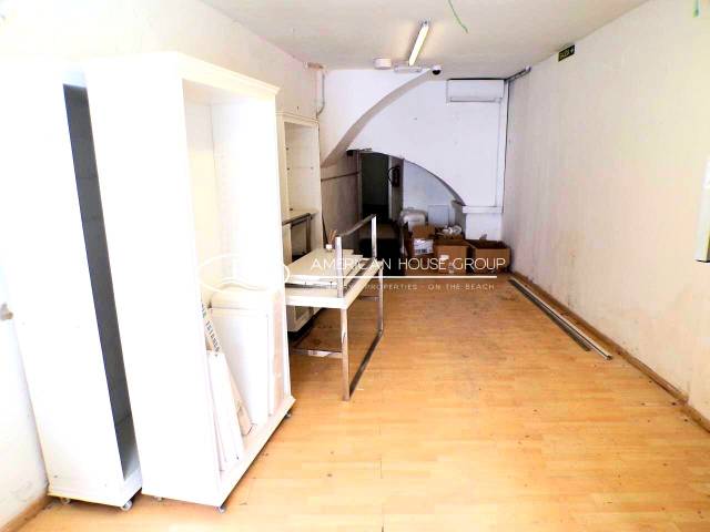 Local comercial en Alquiler en Núcleo urbano