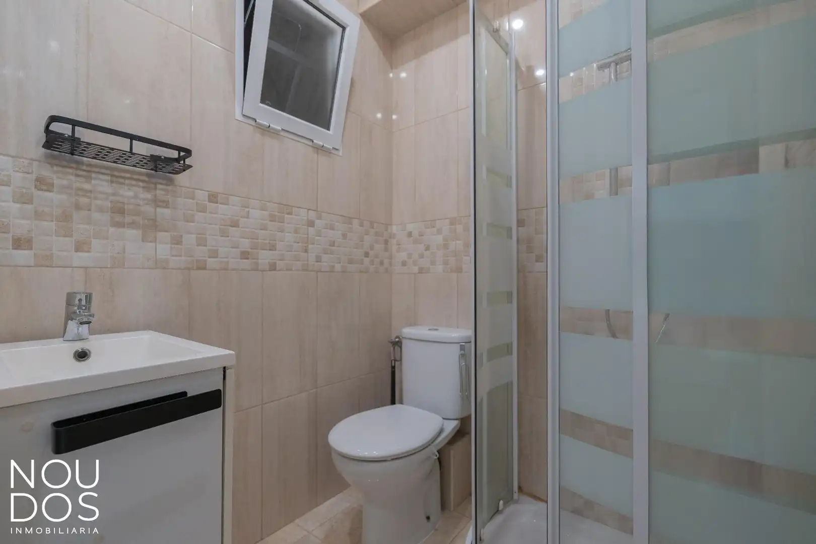Baño de Piso en venta en  Palma de Mallorca con Aire acondicionado, Calefacción y Trastero