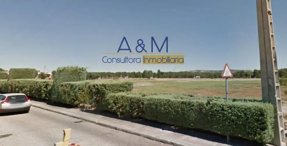 Terreny residencial en venda a Fuente Neptuno 1