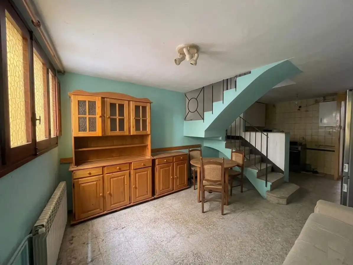 Casa adosada en venda en Les Avellanes i Santa Linya amb Calefacció, Terrassa i Moblat
